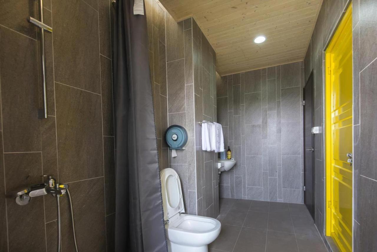 東立方旅宿-East Cube B&B Donggang Esterno foto